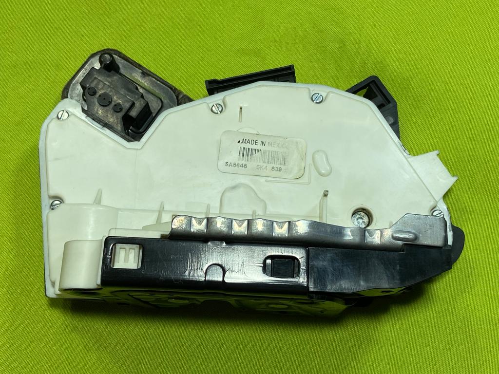 FECHADURA ELÉTRICA - TRASEIRO DIREITO - VW JETTA (5K4839016F) - Imagem 2