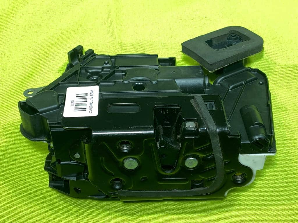 FECHADURA ELÉTRICA - DIANTEIRO DIREITO - VW JETTA (5K1837016D) - Imagem 5